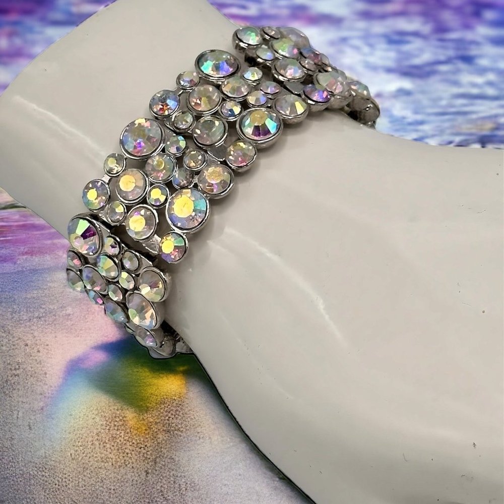 Stretch Beaded Statement Bracelet Elegant - Picture 3 of 8